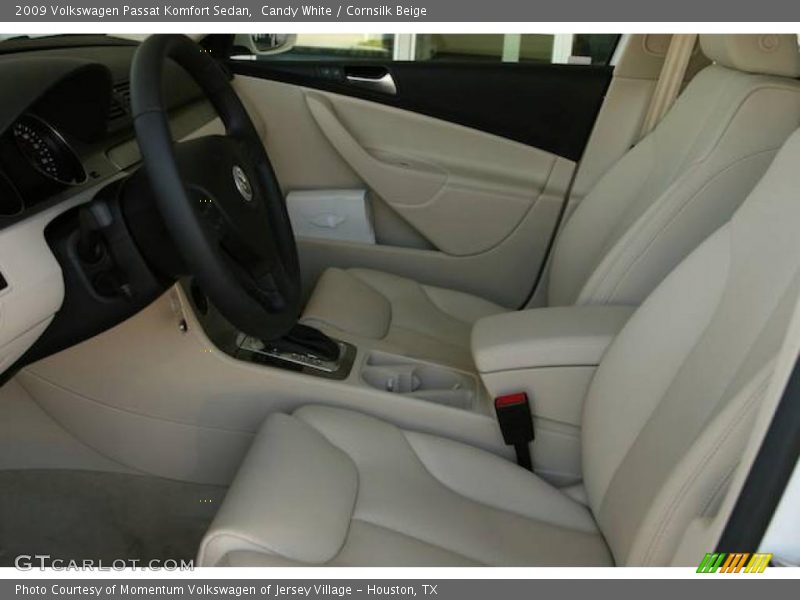 Candy White / Cornsilk Beige 2009 Volkswagen Passat Komfort Sedan