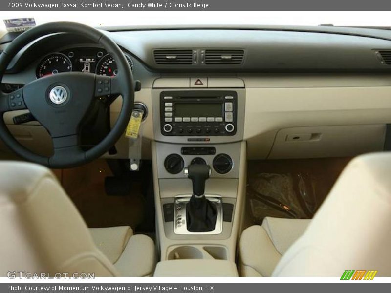 Candy White / Cornsilk Beige 2009 Volkswagen Passat Komfort Sedan