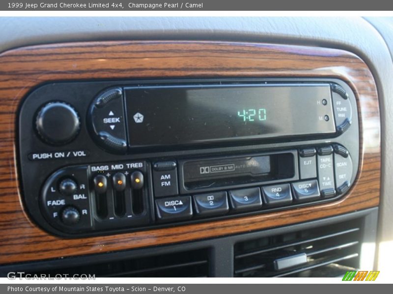 Champagne Pearl / Camel 1999 Jeep Grand Cherokee Limited 4x4