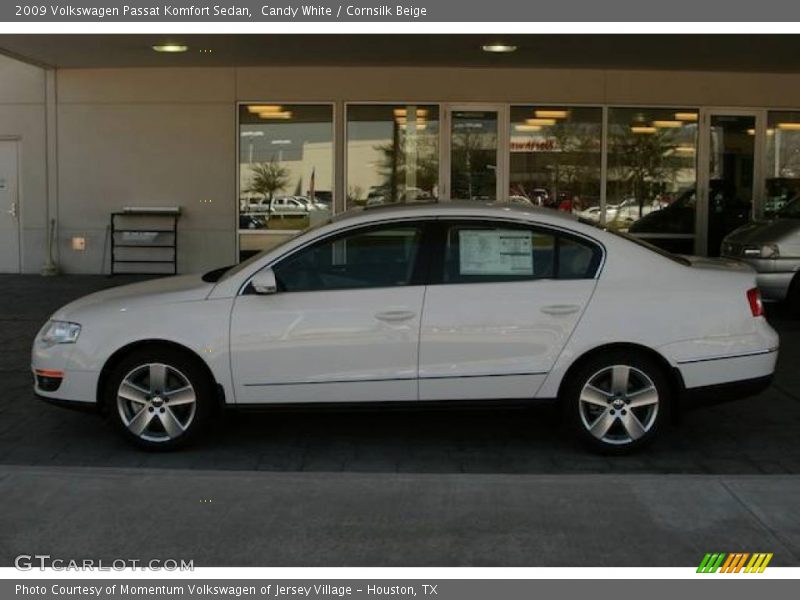 Candy White / Cornsilk Beige 2009 Volkswagen Passat Komfort Sedan