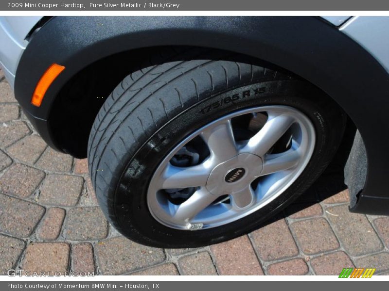 Pure Silver Metallic / Black/Grey 2009 Mini Cooper Hardtop