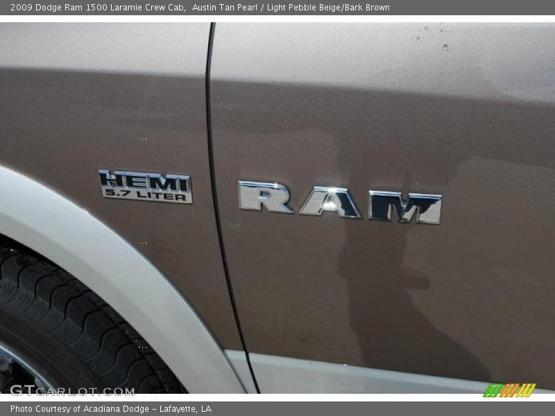 Austin Tan Pearl / Light Pebble Beige/Bark Brown 2009 Dodge Ram 1500 Laramie Crew Cab