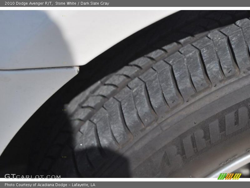 Stone White / Dark Slate Gray 2010 Dodge Avenger R/T