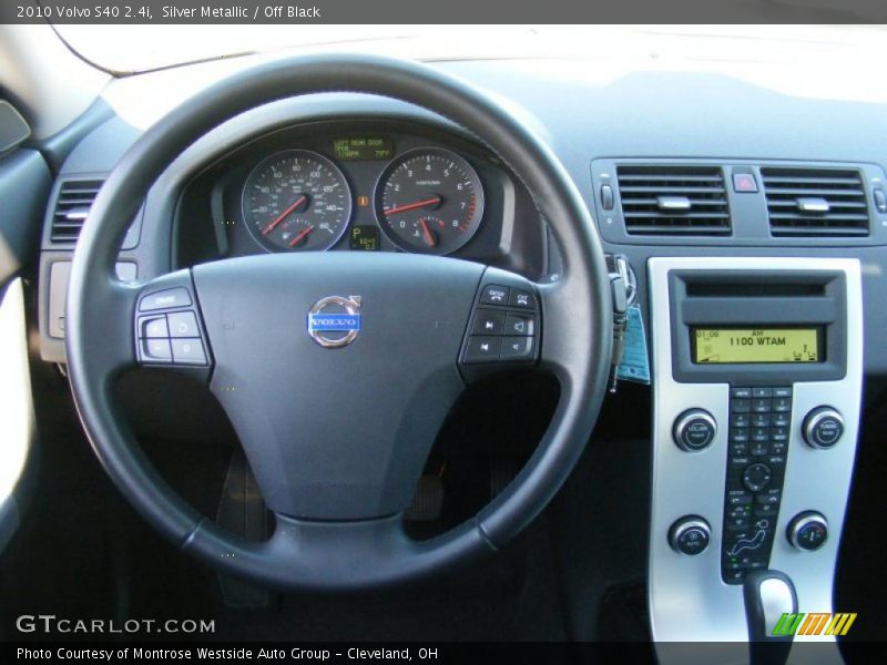 Silver Metallic / Off Black 2010 Volvo S40 2.4i