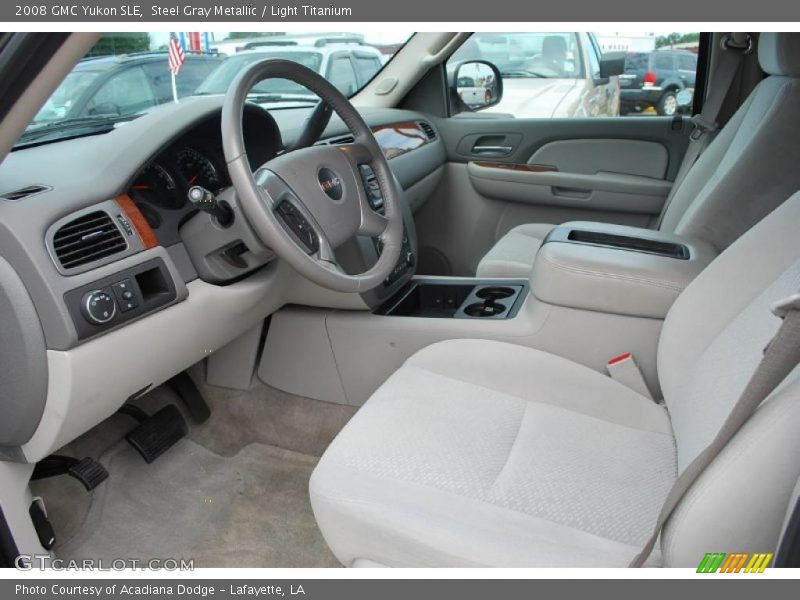 Dashboard of 2008 Yukon SLE