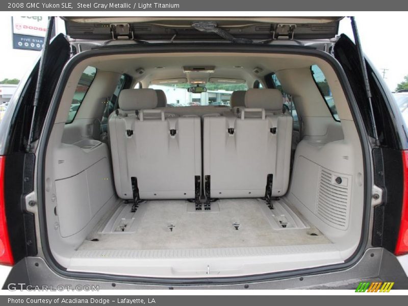  2008 Yukon SLE Trunk