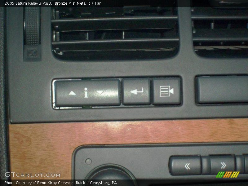 Bronze Mist Metallic / Tan 2005 Saturn Relay 3 AWD