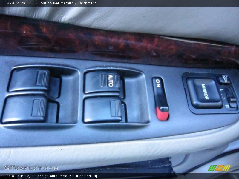 Controls of 1999 TL 3.2