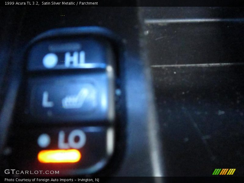 Satin Silver Metallic / Parchment 1999 Acura TL 3.2