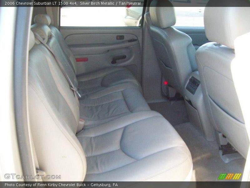 Silver Birch Metallic / Tan/Neutral 2006 Chevrolet Suburban LT 1500 4x4