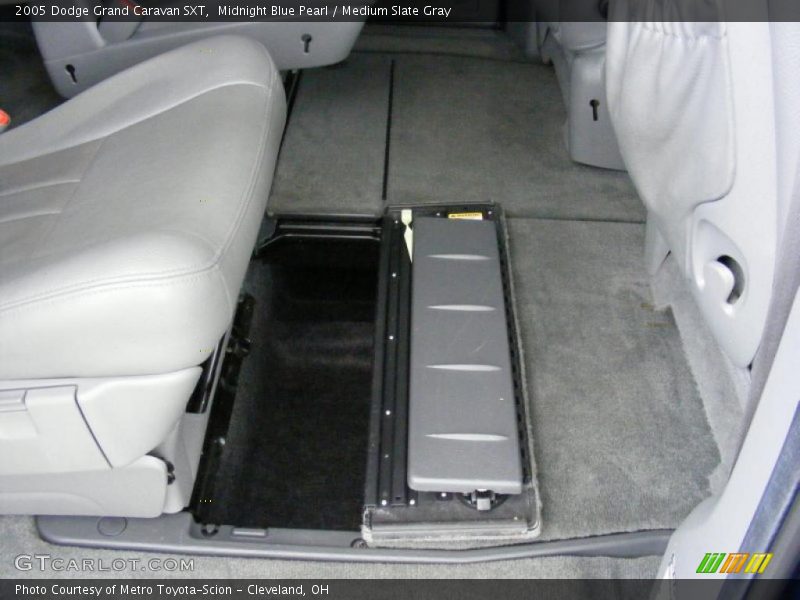 Midnight Blue Pearl / Medium Slate Gray 2005 Dodge Grand Caravan SXT