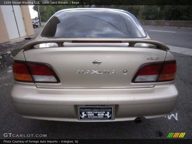 Sunlit Sand Metallic / Beige 1999 Nissan Maxima GLE