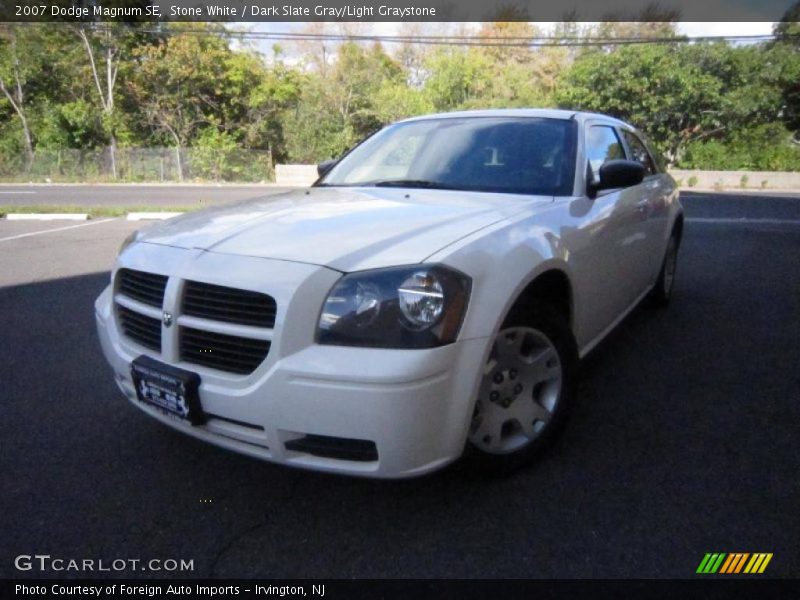 Stone White / Dark Slate Gray/Light Graystone 2007 Dodge Magnum SE