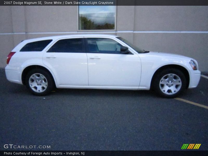 Stone White / Dark Slate Gray/Light Graystone 2007 Dodge Magnum SE