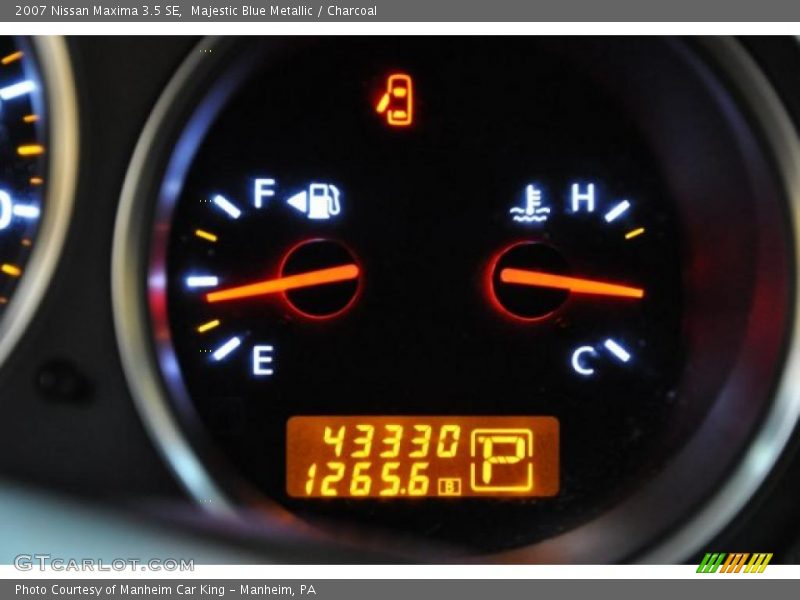Majestic Blue Metallic / Charcoal 2007 Nissan Maxima 3.5 SE