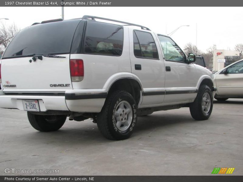 Olympic White / Dark Pewter 1997 Chevrolet Blazer LS 4x4