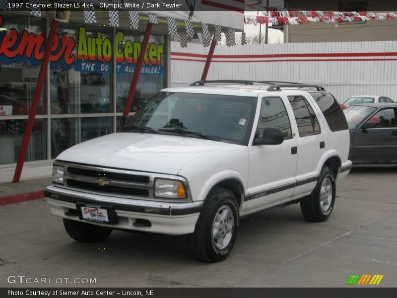 Olympic White / Dark Pewter 1997 Chevrolet Blazer LS 4x4