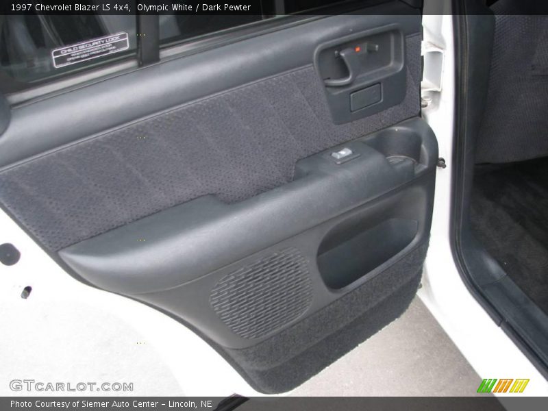 Olympic White / Dark Pewter 1997 Chevrolet Blazer LS 4x4