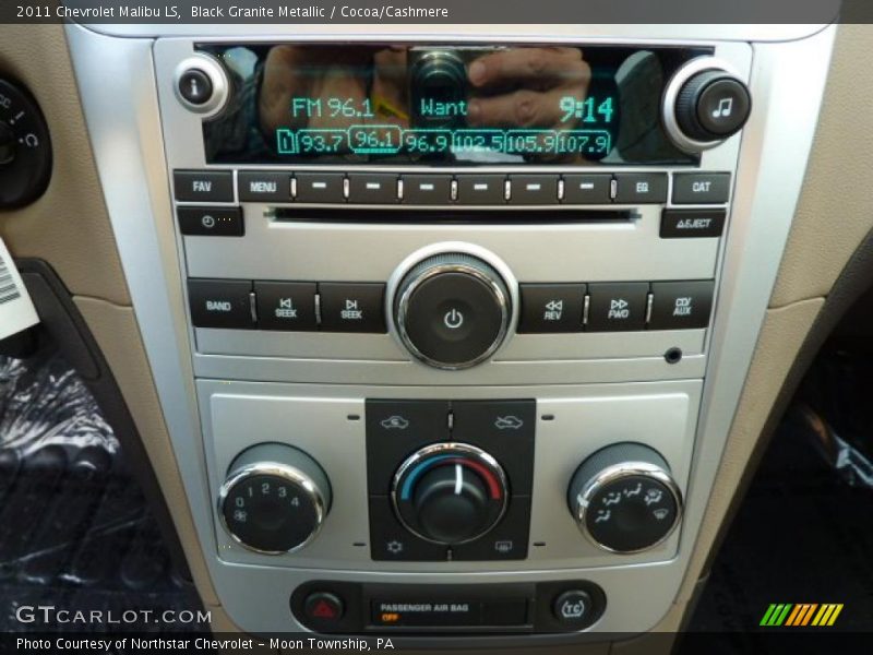 Black Granite Metallic / Cocoa/Cashmere 2011 Chevrolet Malibu LS