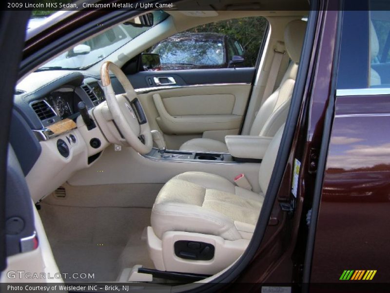 Cinnamon Metallic / Light Camel 2009 Lincoln MKS Sedan