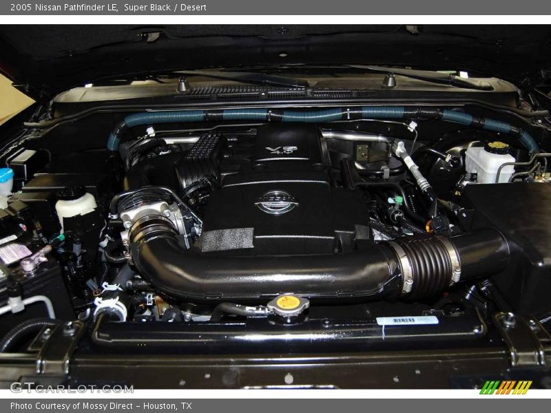 Super Black / Desert 2005 Nissan Pathfinder LE