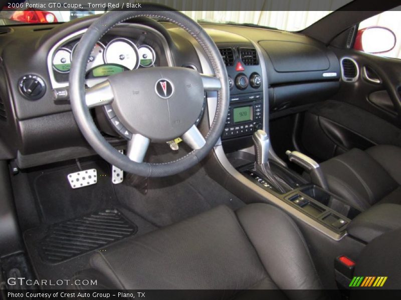 Dashboard of 2006 GTO Coupe