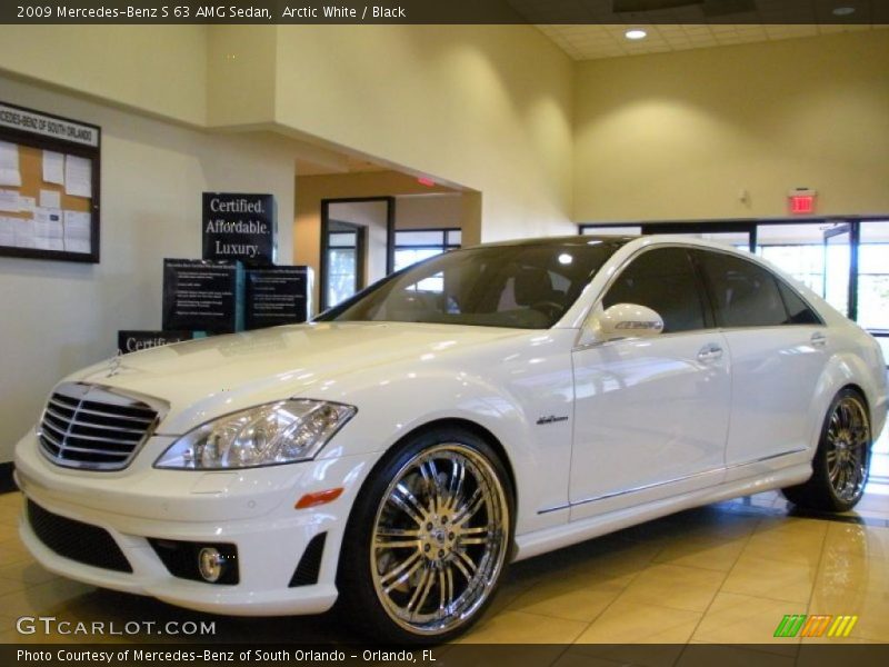 Arctic White / Black 2009 Mercedes-Benz S 63 AMG Sedan