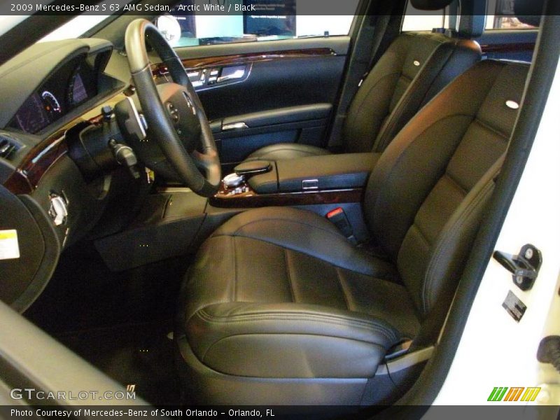 Arctic White / Black 2009 Mercedes-Benz S 63 AMG Sedan