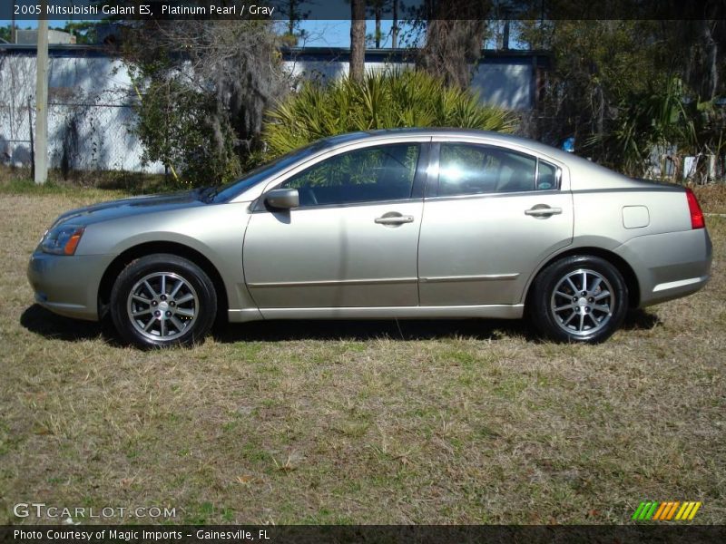 Platinum Pearl / Gray 2005 Mitsubishi Galant ES