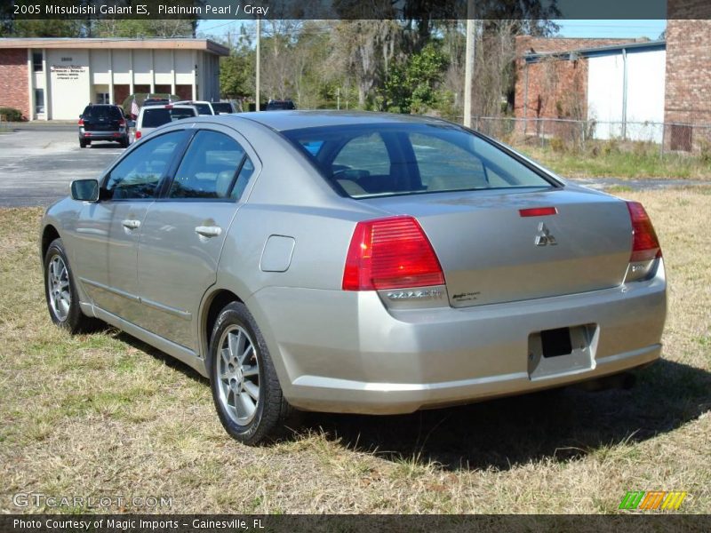 Platinum Pearl / Gray 2005 Mitsubishi Galant ES