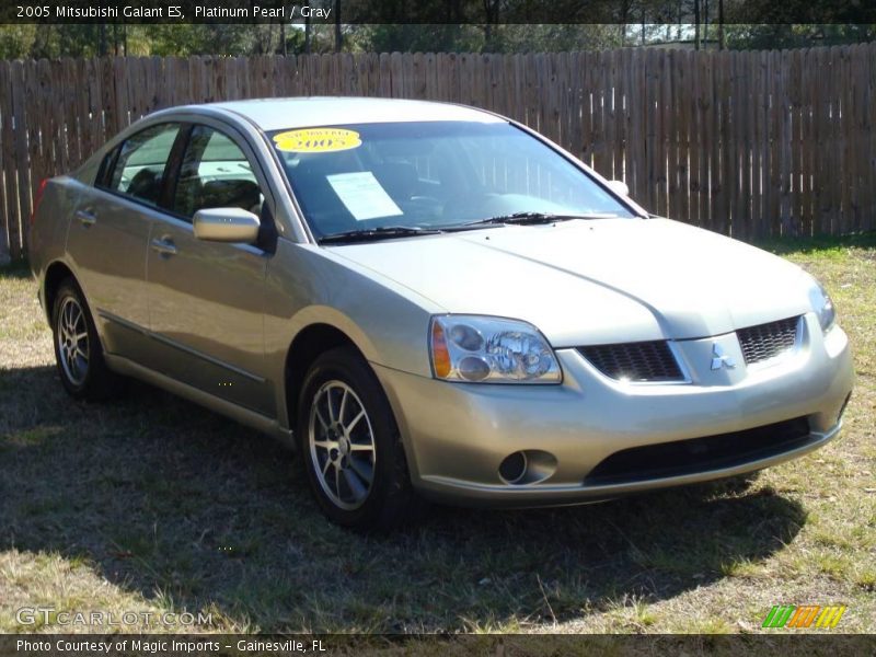 Platinum Pearl / Gray 2005 Mitsubishi Galant ES
