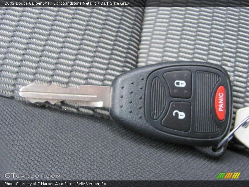 Light Sandstone Metallic / Dark Slate Gray 2009 Dodge Caliber SXT