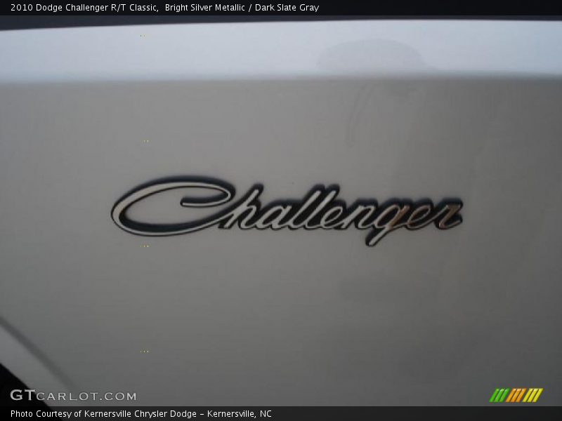 Bright Silver Metallic / Dark Slate Gray 2010 Dodge Challenger R/T Classic