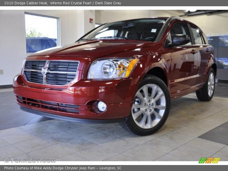 Front 3/4 View of 2010 Caliber Heat