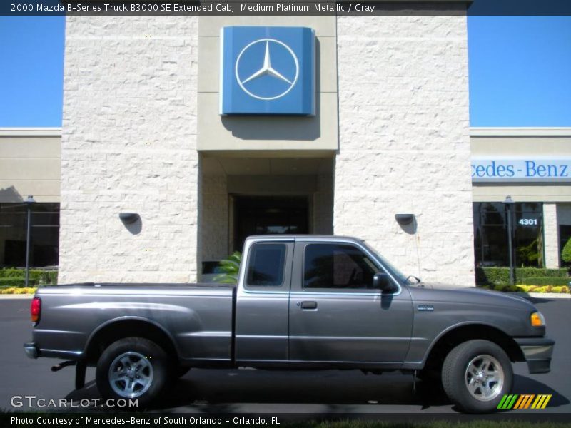 Medium Platinum Metallic / Gray 2000 Mazda B-Series Truck B3000 SE Extended Cab