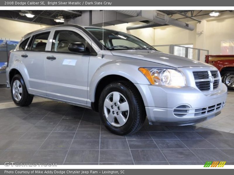 Bright Silver Metallic / Dark Slate Gray 2008 Dodge Caliber SE