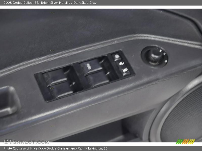 Bright Silver Metallic / Dark Slate Gray 2008 Dodge Caliber SE