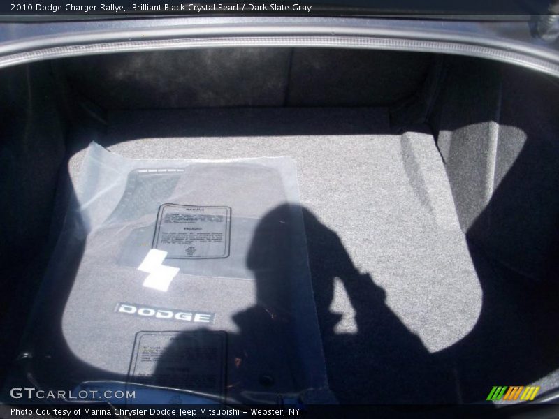 Brilliant Black Crystal Pearl / Dark Slate Gray 2010 Dodge Charger Rallye