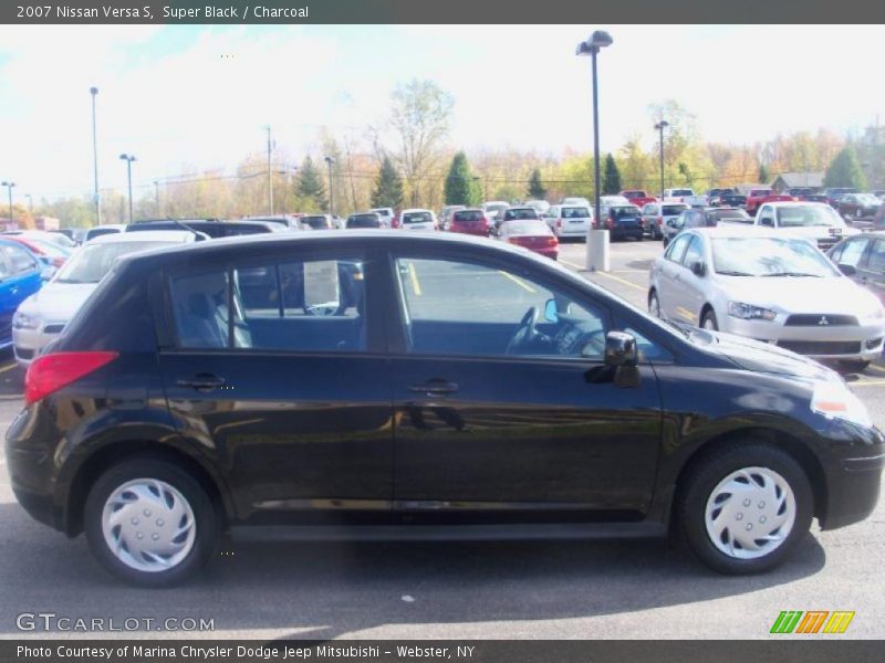 Super Black / Charcoal 2007 Nissan Versa S