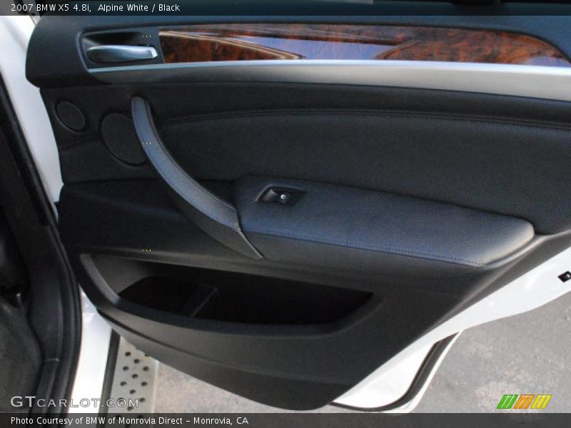 Alpine White / Black 2007 BMW X5 4.8i