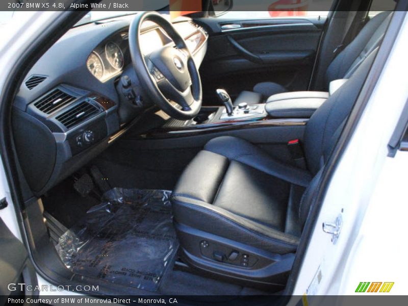 Alpine White / Black 2007 BMW X5 4.8i