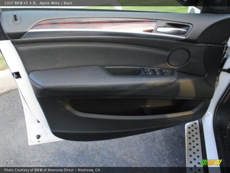 Alpine White / Black 2007 BMW X5 4.8i