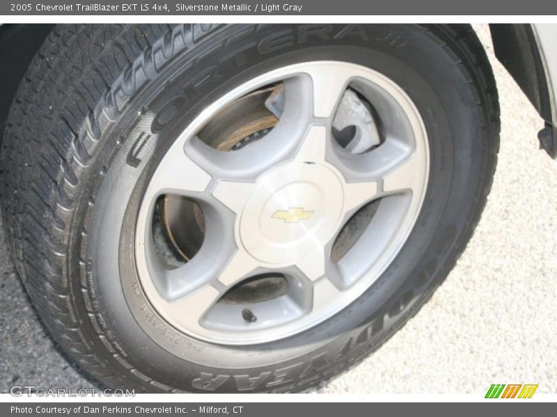 Silverstone Metallic / Light Gray 2005 Chevrolet TrailBlazer EXT LS 4x4