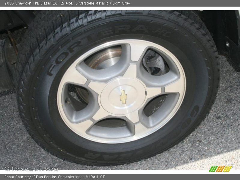 Silverstone Metallic / Light Gray 2005 Chevrolet TrailBlazer EXT LS 4x4