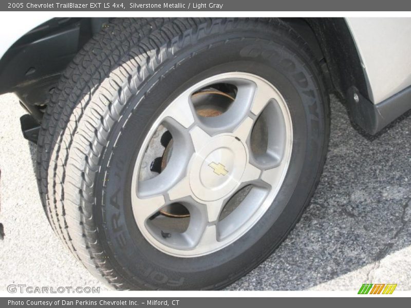Silverstone Metallic / Light Gray 2005 Chevrolet TrailBlazer EXT LS 4x4
