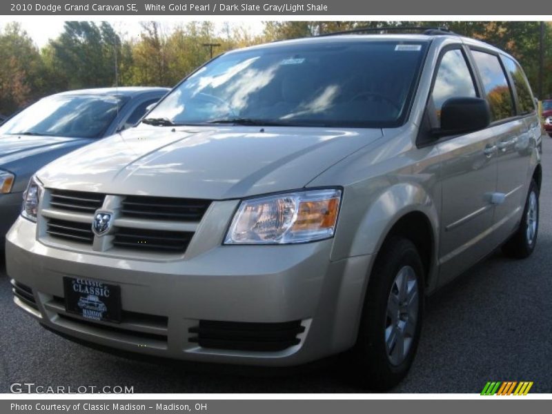 White Gold Pearl / Dark Slate Gray/Light Shale 2010 Dodge Grand Caravan SE
