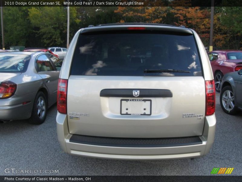 White Gold Pearl / Dark Slate Gray/Light Shale 2010 Dodge Grand Caravan SE