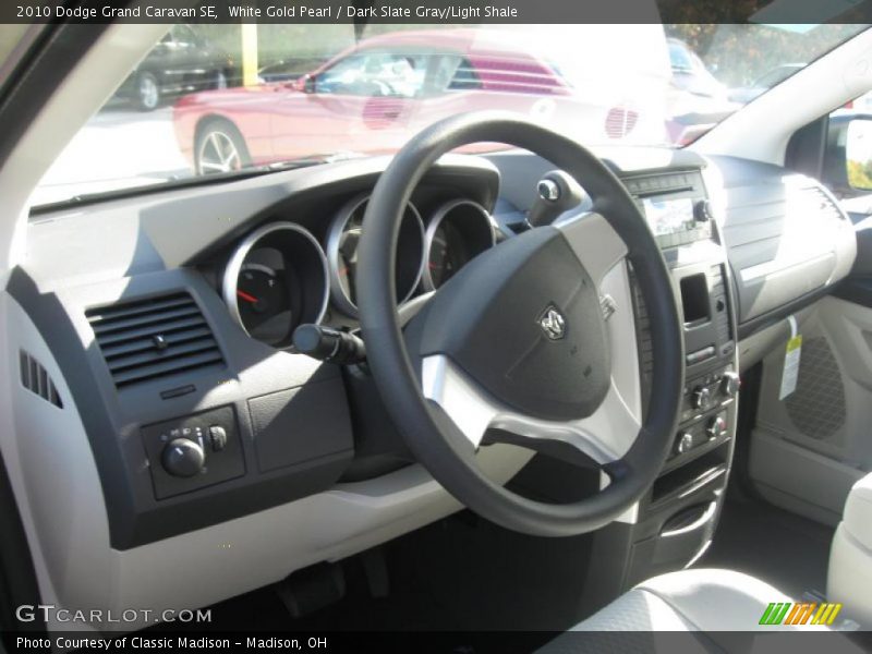 White Gold Pearl / Dark Slate Gray/Light Shale 2010 Dodge Grand Caravan SE
