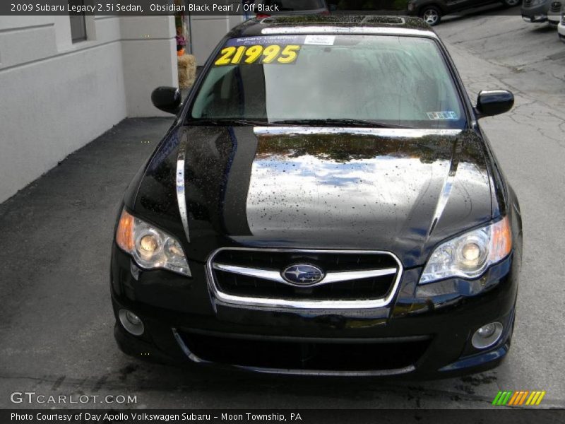 Obsidian Black Pearl / Off Black 2009 Subaru Legacy 2.5i Sedan