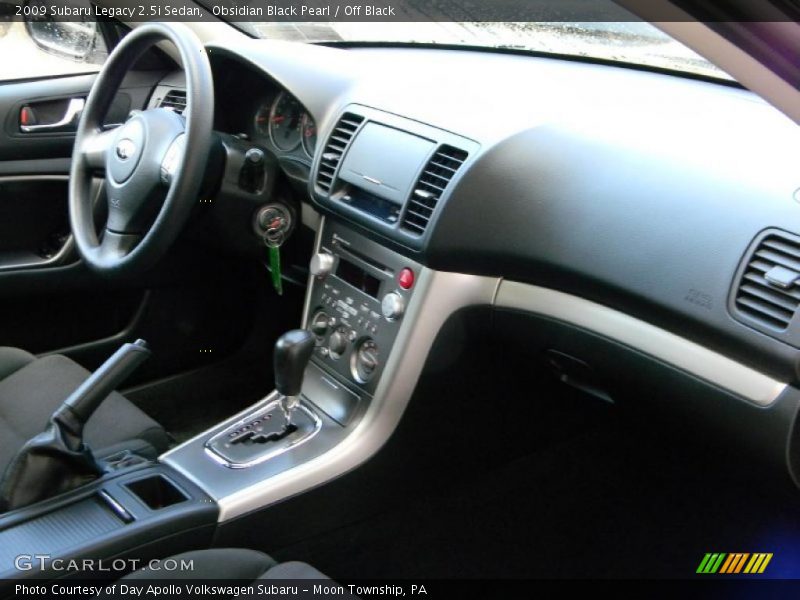 Obsidian Black Pearl / Off Black 2009 Subaru Legacy 2.5i Sedan